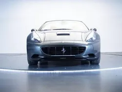 Utilisé 2011 Ferrari California Coupé | 94 900 € (Prix cher)