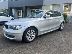 Gris Utilisé 2009 BMW 118 Comfort Edition Citadine | 3 490 € (Prix juste)