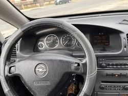 Utilisé 2004 Opel Zafira Design Edition Monospace | 1 350 €