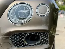 Bronze Utilisé 2016 Bentley Bentayga SUV | 100 000 € (Prix cher)