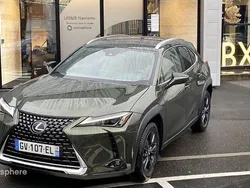 Vert kaki métallisé Utilisé 2024 Lexus UX 250h SUV | 35 490 € (Prix juste)