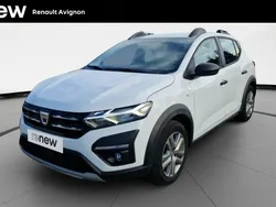 Blanc Utilisé 2022 Dacia Sandero Essentiel Citadine | 14 099 € (Prix juste)