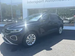 Noir Nouvelle 2025 VW T-Roc SUV | 32 990 € (Prix assez cher)