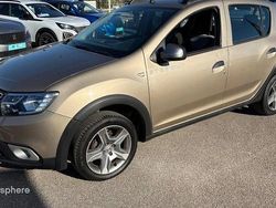 Brun Utilisé 2020 Dacia Sandero Stepway Berline | 11 999 € (Prix juste)