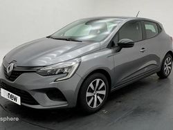 Gris Utilisé 2023 Renault Clio V Equilibre Berline | 15 380 € (Prix juste)