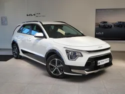 Blanc Utilisé 2024 Kia Niro Active SUV | 29 490 € (Prix juste)