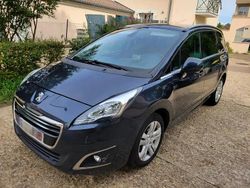 Utilisé 2015 Peugeot 5008 Monospace | 9 000 € (Bon prix)