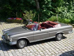 Gris Utilisé 1971 Mercedes 280 SE Cabriolet | 194 500 €