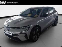 Gris Utilisé 2022 Renault Mégane Equilibre Berline | 21 490 € (Prix juste)