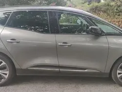 Utilisé 2018 Renault Scénic IV Intens Monospace | 13 950 € (Prix juste)