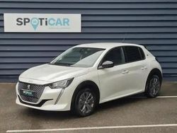 Blanc nacré Utilisé 2022 Peugeot e-208 Style Citadine | 18 990 €