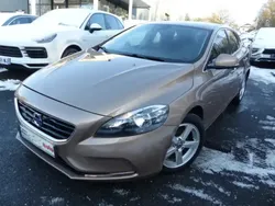 Beige Utilisé 2013 Volvo V40 Business Edition Break | 11 990 €