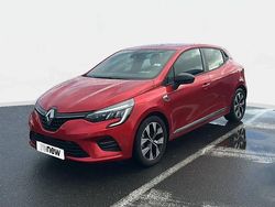 Rouge Utilisé 2022 Renault Clio V LIMITED Citadine | 17 590 € (Prix juste)