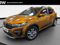 Orange Utilisé 2021 Dacia Sandero Comfort Citadine | 13 490 € (Prix juste)