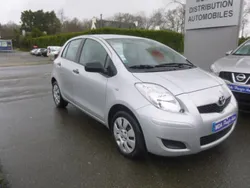 Gris Utilisé 2010 Toyota Yaris Citadine | 7 900 € (Prix assez cher)