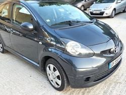 Gris Utilisé 2006 Toyota Aygo Citadine | 3 990 €