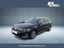 Noir intense nacré Utilisé 2018 VW Passat GTE Break | 18 590 € (Prix assez cher)