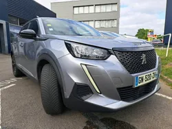 Gris Utilisé 2023 Peugeot 2008 Allure SUV | 15 790 € (Super prix)
