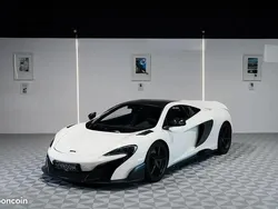 Blanc Utilisé 2016 McLaren 675LT | 248 900 €