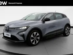 Gris Utilisé 2023 Renault Mégane Evolution Berline | 24 980 € (Bon prix)