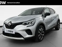 Gris Utilisé 2024 Renault Captur Evolution SUV | 19 990 € (Prix juste)