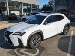 Blanc Utilisé 2023 Lexus UX 250h Sport Design Packet SUV | 28 900 € (Super prix)