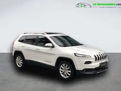 Utilisé 2014 Jeep Cherokee SUV | 24 700 €
