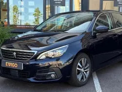 Bleu Utilisé 2019 Peugeot 308 Allure Berline | 11 990 € (Prix juste)
