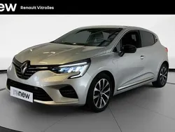 Gris Utilisé 2023 Renault Clio V Techno Citadine | 16 899 € (Prix juste)