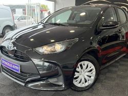 Utilisé 2023 Toyota Yaris Hybrid Design Citadine | 16 490 € (Super prix)