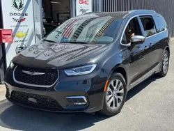 Noir Nouvelle 2025 Chrysler Pacifica SUV | 98 000 €