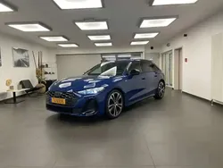 Bleu Utilisé 2024 Audi A5 Sport Coupé | 66 564 €