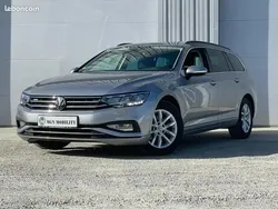 Gris Utilisé 2023 VW Passat Break | 26 990 € (Prix juste)