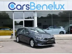 Gris Utilisé 2023 Kia Ceed Sportswagon Break | 18 890 € (Super prix)