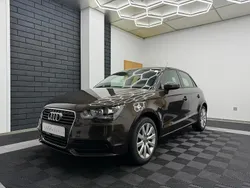 Brun Utilisé 2014 Audi A1 Sportback Attraction Citadine | 9 990 € (Prix cher)