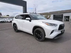 Nouvelle 2024 Toyota Highlander Lounge SUV | 69 900 € (Prix juste)