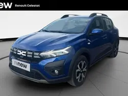 Bleu Utilisé 2024 Dacia Sandero Expression Citadine | 16 499 € (Prix juste)