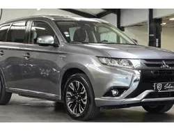 Gris Utilisé 2017 Mitsubishi Outlander P-HEV Instyle SUV | 19 990 € (Super prix)