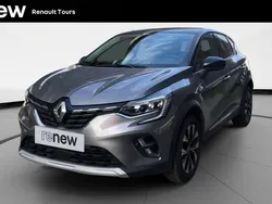 Gris Utilisé 2024 Renault Captur Techno SUV | 21 399 € (Prix assez cher)