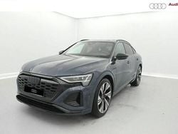Bleu plasma métallisé Utilisé 2024 Audi Q8 Sportback e-tron S-Line SUV | 79 900 € (Prix assez cher)
