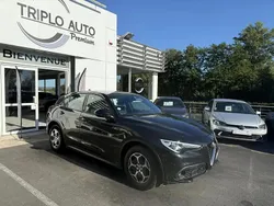 Noir Utilisé 2022 Alfa Romeo Stelvio Super SUV | 25 990 € (Super prix)