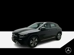 Noir Utilisé 2024 Mercedes GLA200 Progressive SUV | 43 989 € (Prix juste)