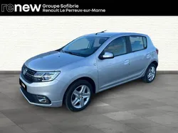 Gris Utilisé 2017 Dacia Sandero Lauréate Citadine | 10 590 € (Prix juste)