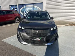 Utilisé 2020 Peugeot 2008 Allure SUV | 15 390 € (Prix juste)
