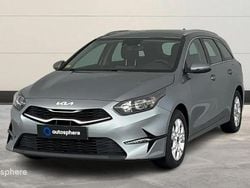 Gris Occasion 2022 Kia Ceed Sportswagon Active Break | 16 499 € (Prix juste)