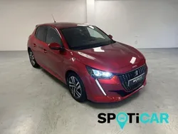 Rouge Utilisé 2021 Peugeot 208 Allure Citadine | 15 990 € (Prix juste)