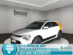 Blanc Utilisé 2023 Kia e-Niro Inspiration SUV | 33 480 € (Prix juste)