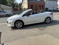 Utilisé 2009 Peugeot 308 CC Cabriolet | 8 000 € (Prix cher)