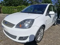 Utilisé 2007 Ford Fiesta Ghia Citadine | 4 990 € (Prix juste)