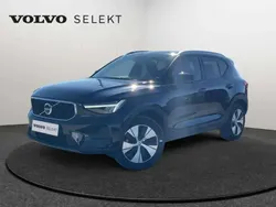 Noir Utilisé 2023 Volvo XC40 Core SUV | 32 990 € (Prix juste)